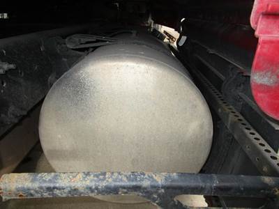 Freightliner Cascadia Right Fuel Tank for a Freightliner CASCADIA 125
