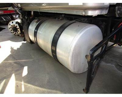 Freightliner Cascadia Left Fuel Tank for a Freightliner CASCADIA 125