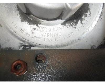 Freightliner Cascadia Right Fuel Tank for a Freightliner CASCADIA 125