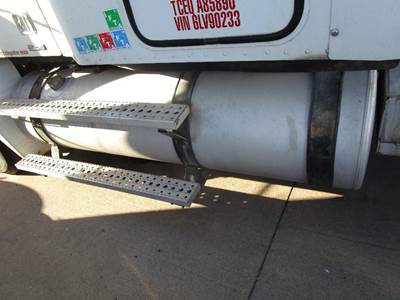 Freightliner Columbia 120 Left Fuel Tank