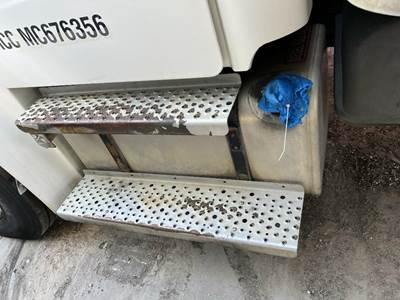 Freightliner M2 106 Left Fuel Tank