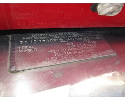 International 9900i Left Fuel Tank