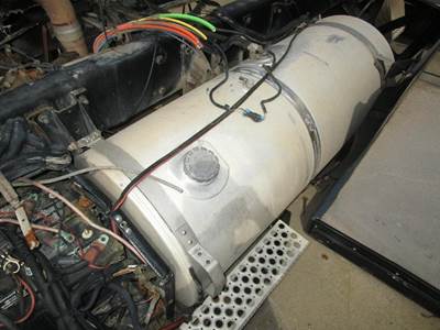 Kenworth T600 Left Fuel Tank