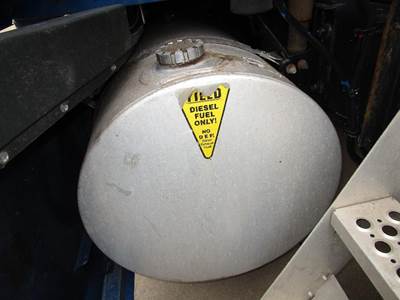 Kenworth T680 Left Fuel Tank