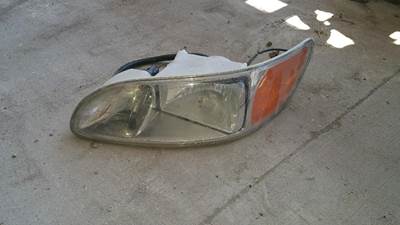 Peterbilt 387 Headlight Assembly