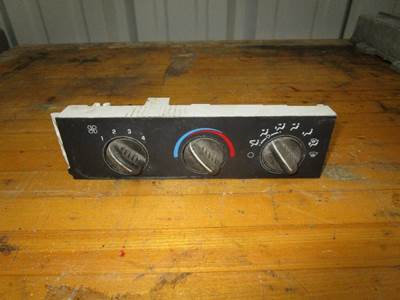 Chevrolet C5500 Heater / AC Temp Control