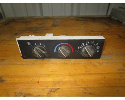 2005 Chevrolet C5500 Heater / AC Temp Control, Part # 15191308