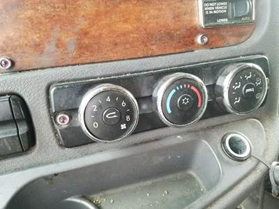 Freightliner Cascadia Heater / AC Temp Control for a Freightliner CASCADIA 125