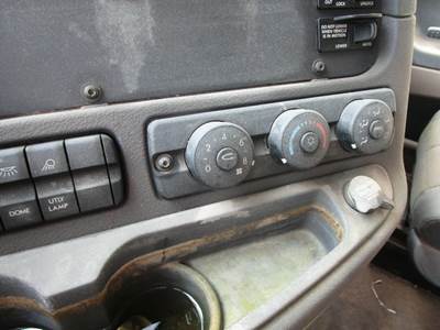 Freightliner Cascadia Heater / AC Temp Control for a Freightliner CASCADIA 125