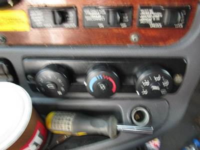 Freightliner Cascadia Heater / AC Temp Control for a Freightliner CASCADIA 125