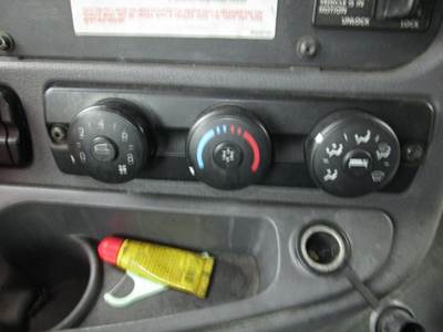 Freightliner Cascadia Heater / AC Temp Control for a Freightliner CASCADIA 125