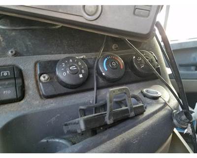 Used 2015 Freightliner Cascadia 125 Temperature Control Unit