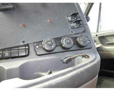 Freightliner Cascadia Heater / AC Temp Control for a Freightliner CASCADIA 125