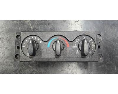 International 4300 Heater / AC Temperature Control, Part # 3827580C1