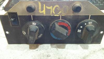 International 4700 Heater / AC Temp Control