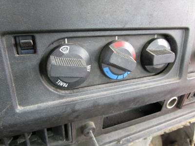 International 4900 Heater / AC Temp Control