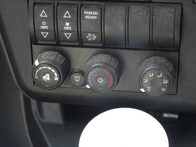 International LT625 Heater / AC Temp Control