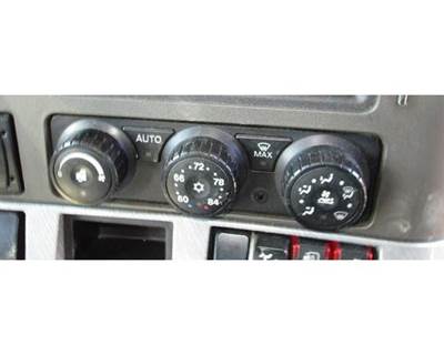 Used 2015 Kenworth T680 Heater / AC Temp Control