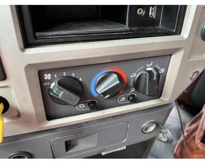 Used 2015 Mack Pinnacle CXU613 Temperature Control Unit