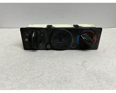 Used Peterbilt Sleeper Temperature Control Module, Part # Q21-6006-001