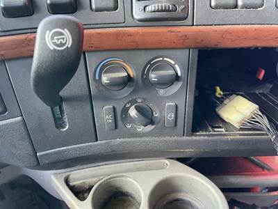 Volvo VNL Heater / AC Temp Control