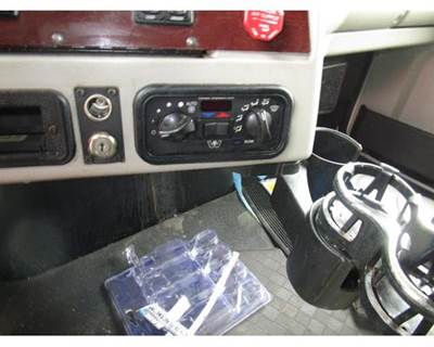 Used 2017 Western Star 5700 Heater / AC Temp Control