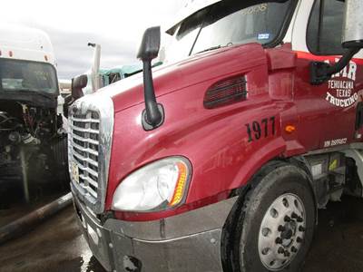Freightliner Cascadia Hood