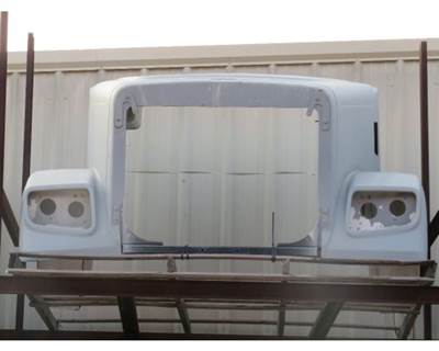 Reconditioned Freightliner Coronado Hood Shell, 66" Back-of-Hood to Grille Crown