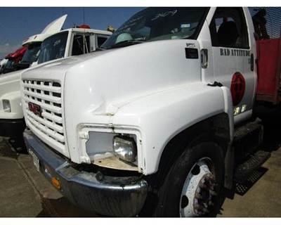 GMC C7500 Hood