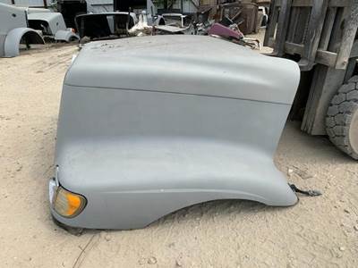 International 9200 C/W/S Hood