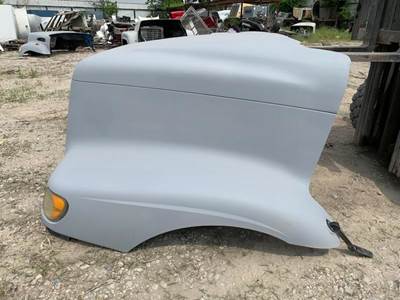 International 9200 C/W/S Hood