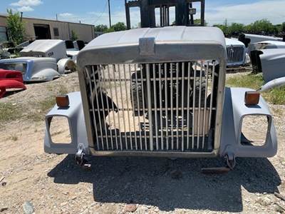 International 9300 Hood