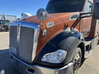 Kenworth T680 Hood