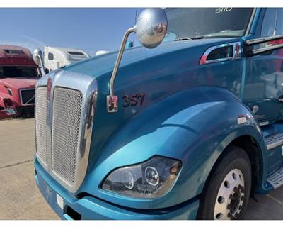 Used 2014 Kenworth T680 Hood Assembly 55" Setback Axle with Headlights & Grille