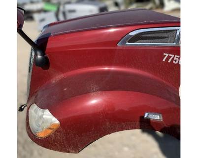 Reconditioned Kenworth T680 Hood, Complete with Headlights & Grille