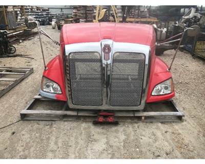Used 2013 Kenworth T700 Hood Assembly with Grille and Headlights