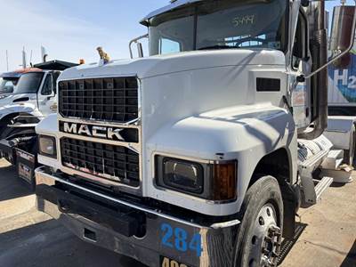 Mack Pinnacle Hood
