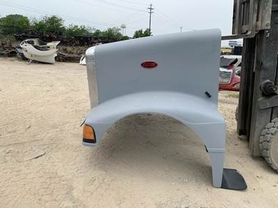 Peterbilt 377 Hood