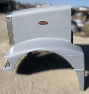 Peterbilt 377 Hood