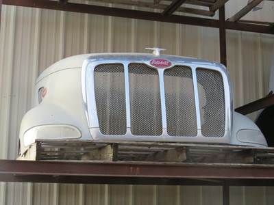 Peterbilt 387 Hood