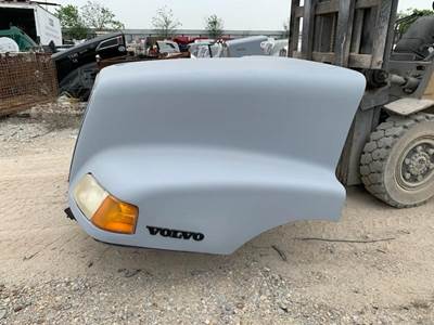Volvo VNL Hood
