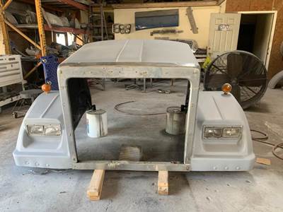 Western Star 4900 Hood