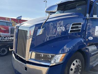 Western Star 5700 Hood for a Western Star TR 5700