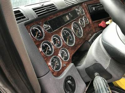 Freightliner Cascadia Instrument Panel Cluster for a Freightliner CASCADIA 125