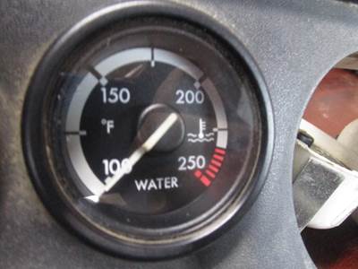 Freightliner Cascadia Instrument Panel Cluster