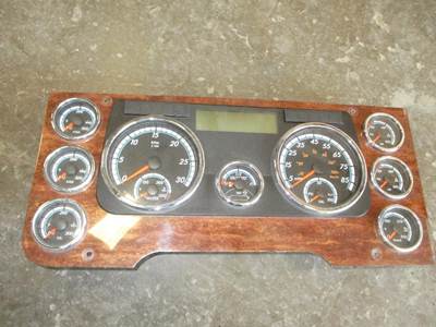Freightliner Cascadia Instrument Panel Cluster