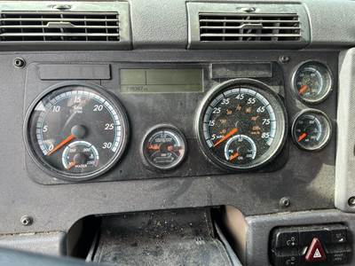 Freightliner Cascadia Instrument Panel Cluster for a Freightliner CASCADIA 125