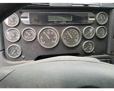 Freightliner Cascadia Instrument Panel Cluster for a Freightliner CASCADIA 125