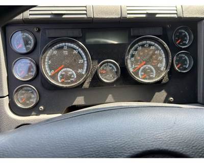 Freightliner Cascadia Instrument Panel Cluster for a Freightliner CASCADIA 125