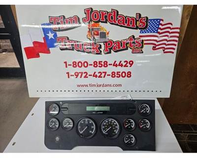 Freightliner Cascadia Instrument Panel Cluster for a Freightliner CASCADIA 125